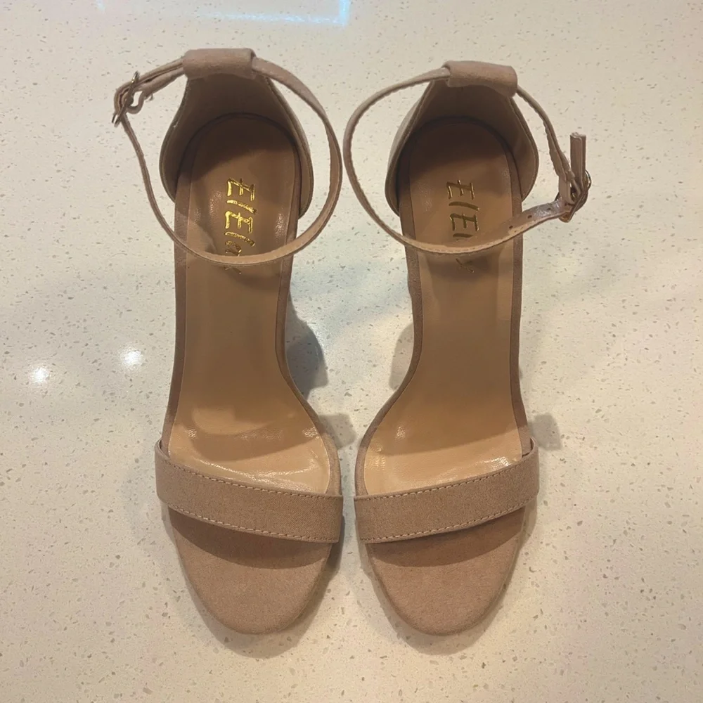 🆕 ElElax | 4 Inch Block High Heel Suede Sandals in Nude Size 6.5